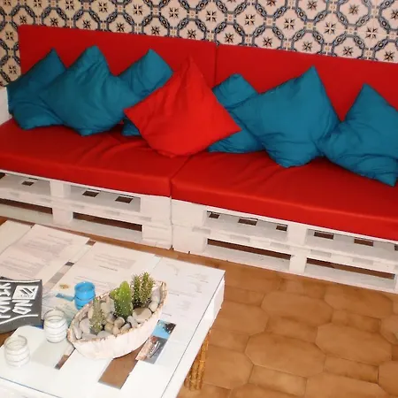 בית נופש Swordfish Eco-house פניש