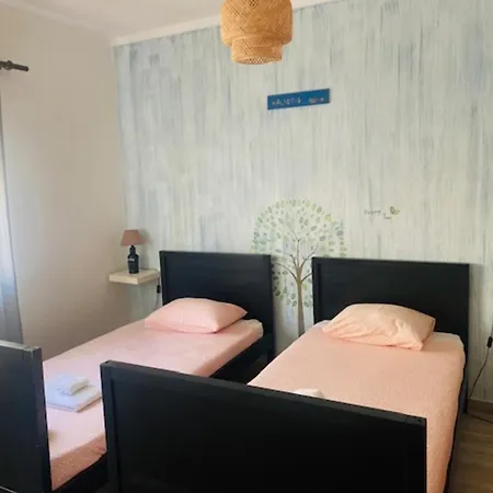 Vakantiehuis Swordfish Eco-house *