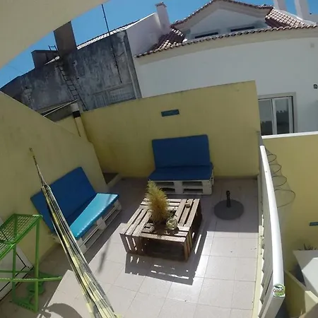 Дом отдыха Swordfish Eco-house *